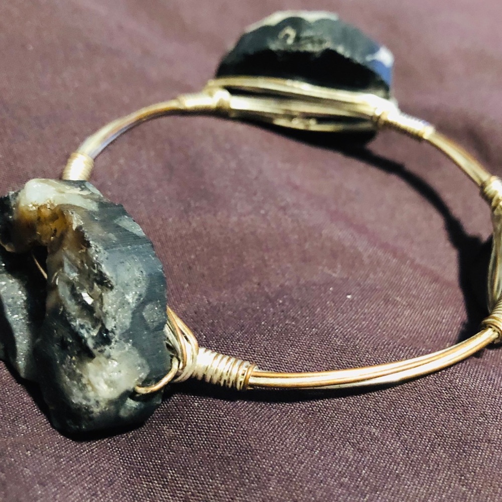 Bourbon and bowties bracelet - Picture 2 of 3